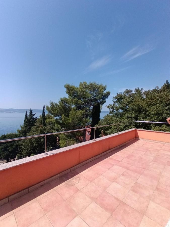 Blue Seagull - Seafront Holiday Home Novi Vinodolski Buitenkant foto